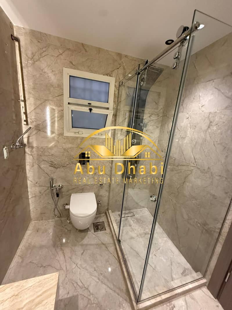 17 6abcd133-54a0-4ef1-90d0-eb2bf9fcb108. jpg