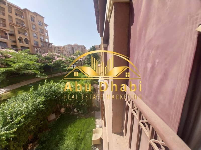 5 4d6175a7-a80b-47e9-879d-56d24e7c9034. jpg