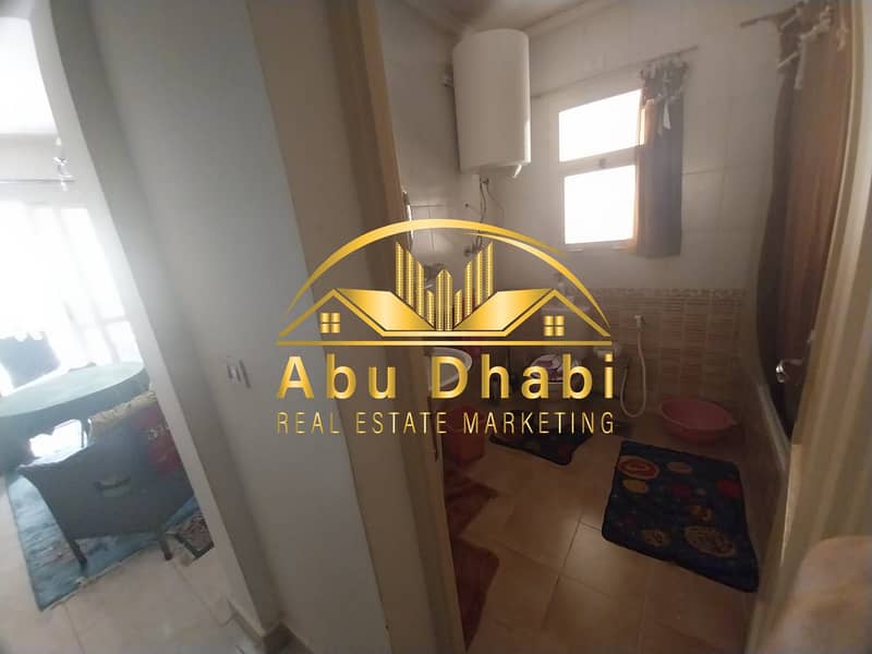 10 3d0f93bc-57ef-42ef-a289-42fe1e037d81. jpg