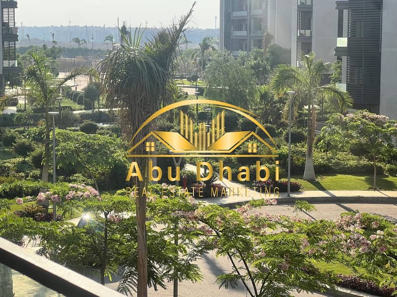 7 4fb4532d-03ba-4ca4-9d03-f02147a664cc. jpg