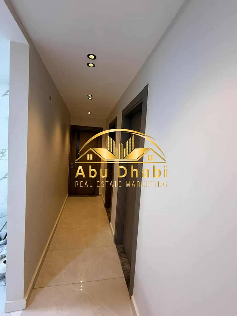 9 93ea6ce0-b732-48f3-b900-e168b60d96d3. jpg