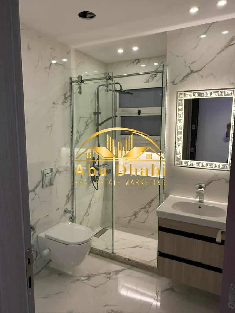 11 86944777-3872-443f-a402-66df9c22fc8a. jpg