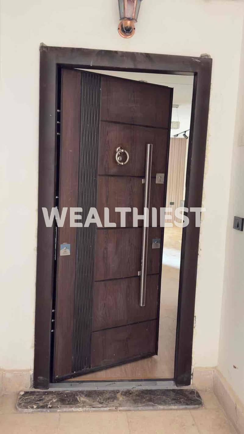 7 681e45fc-f66a-42bc-a02d-834e733c0cfc. jpg