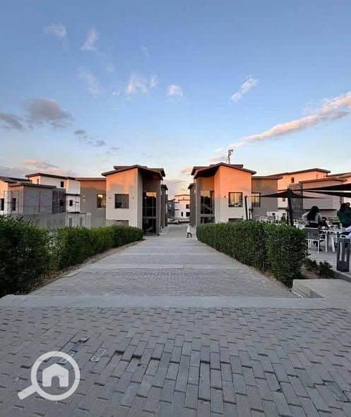 9 573589581_122184530150603777_5352876915162812514_n. jpg