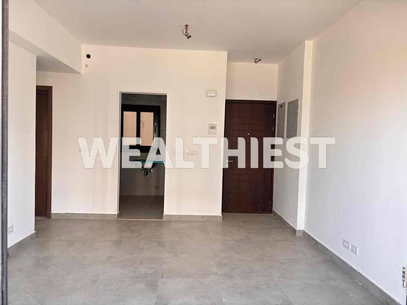 7 d4e0d9d5-6d0f-43ef-ad0a-a3bf32cb84b6. jpg