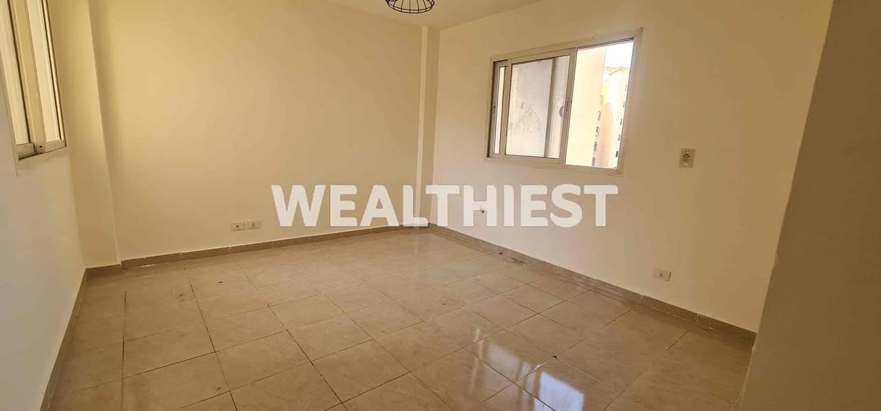 5 23f4c9d3-639d-4499-8697-f330e178cd97. jpg