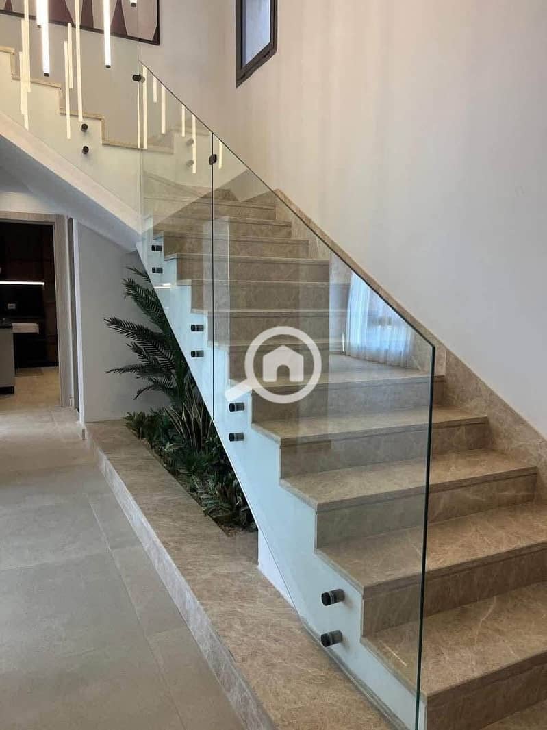 13 558982720_122141069348887054_8316066590097693372_n. jpg