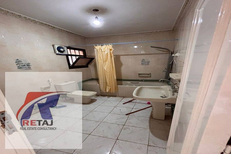 9 2f305109-e0d0-473e-8c4b-f9ba0201ae72. jpg