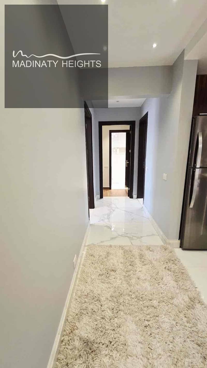 6 bbea47cb-0505-42d2-8941-247e750b6a97. jpg