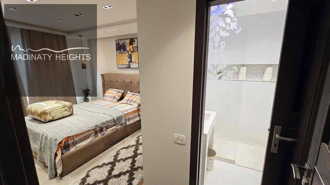 9 1d693f5a-ed20-44dd-86eb-29c275e7ee72. jpg