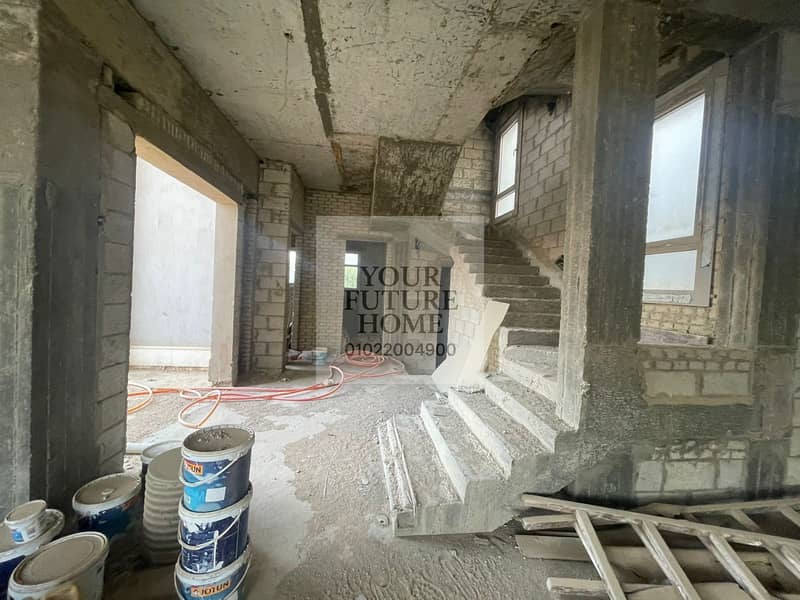 4 4805e727-5f29-4d77-b258-f66a051f551a. jpg