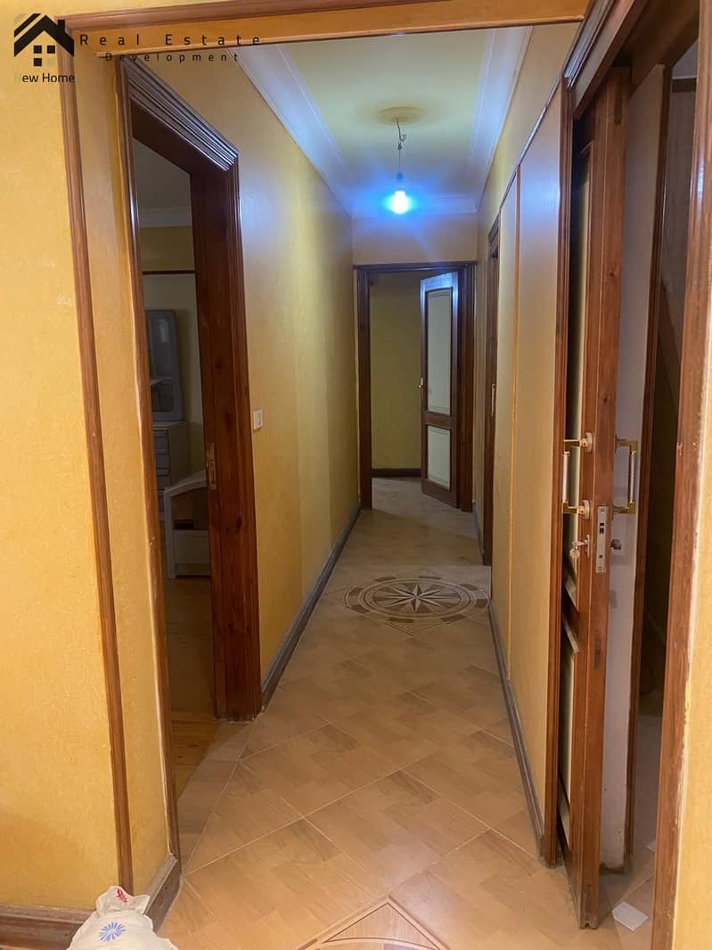 13 WhatsApp Image 2025-10-14 at 15.40. 20_ee47bb70. jpg