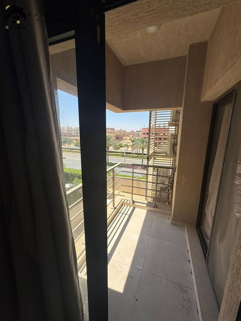 16 WhatsApp Image 2025-10-15 at 13.38. 49_986a7c08. jpg