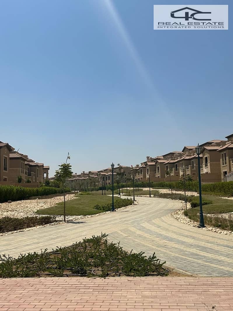 7 0e2a0f4b-7f9e-42ec-a732-962a4570bd89. jpeg