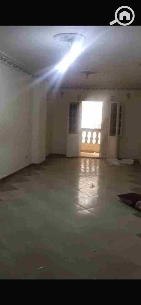 1000177449. jpg 1000177449. jpg