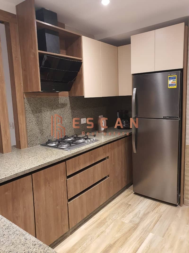 10 U853819 (8). jpeg