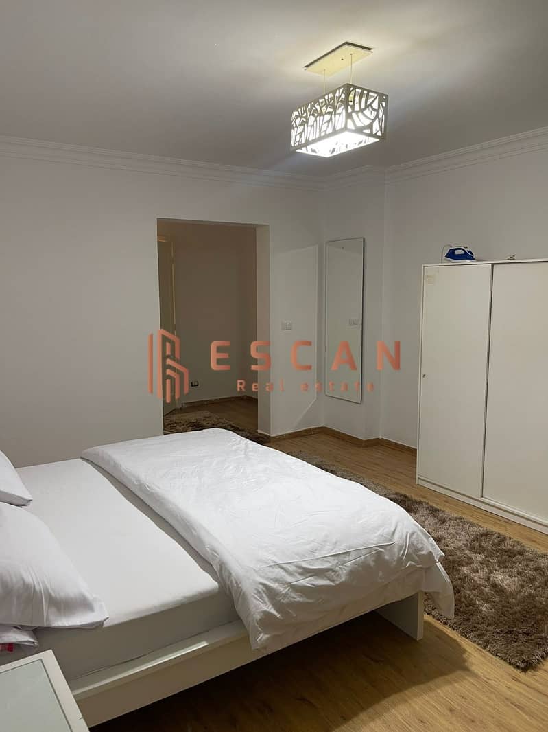 11 U561471 (7). jpeg