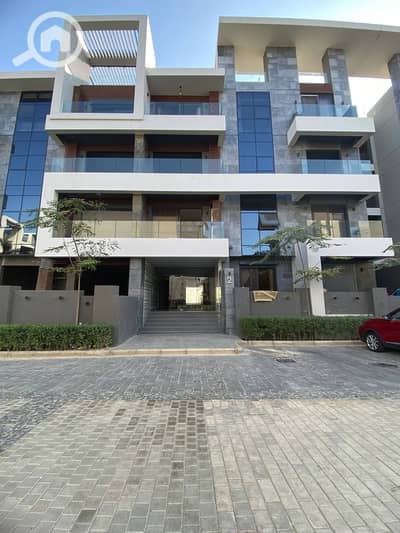 فلیٹ 4 غرف نوم للبيع في مدينة الشروق، القاهرة - photo_2023-12-06_21-17-54. jpg