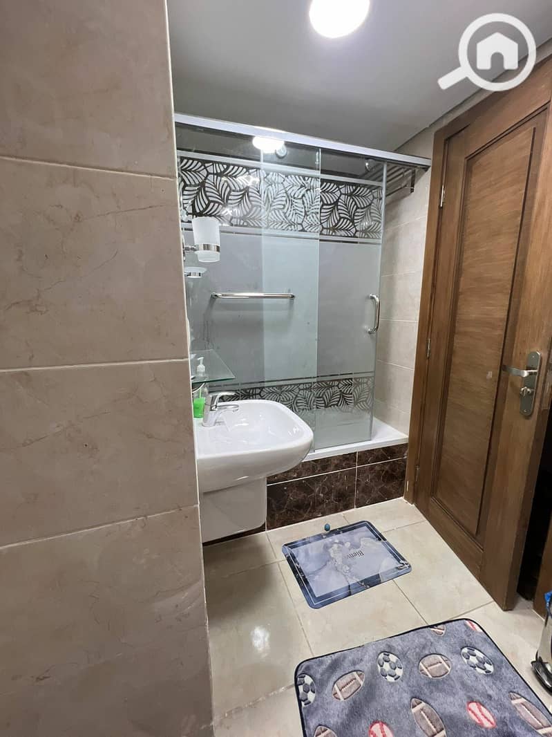 4 2fa81a68-53cc-4d06-be9f-834dca3d11bb. jpg