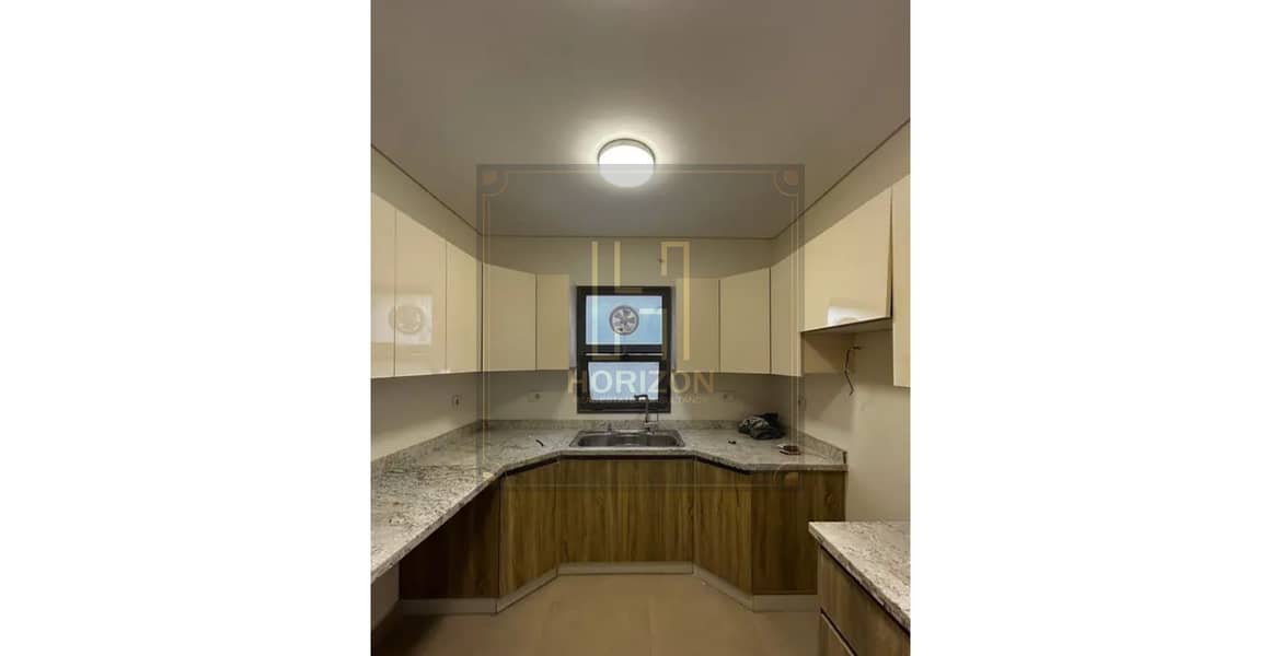 2 b764ed89-b51c-4a17-be79-118798a838f9. jfif. jpg