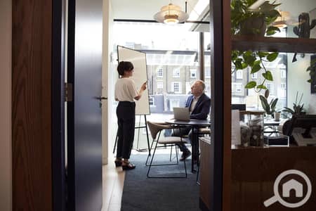 مکتب  للايجار في القاهرة الجديدة، القاهرة - pexels-thecoachspace-2977547. jpg