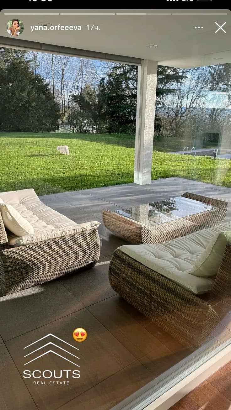 5 2b832c78-19e5-437b-b1a8-79ee285af247. jpeg