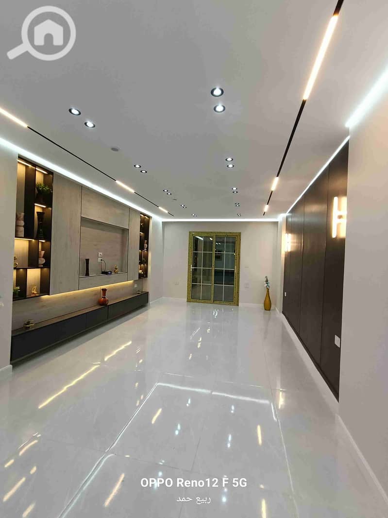 1000617126. jpg 1000617126. jpg