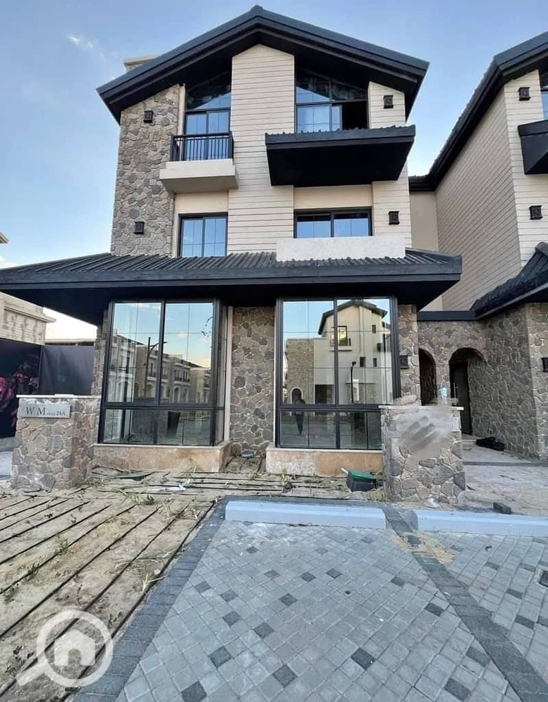 7 548496052_122197253402325024_6918642687059592235_n. jpg