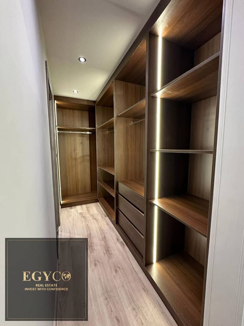 12 WhatsApp Image 2025-11-11 at 14.08. 05_7e4b4ab3. jpg