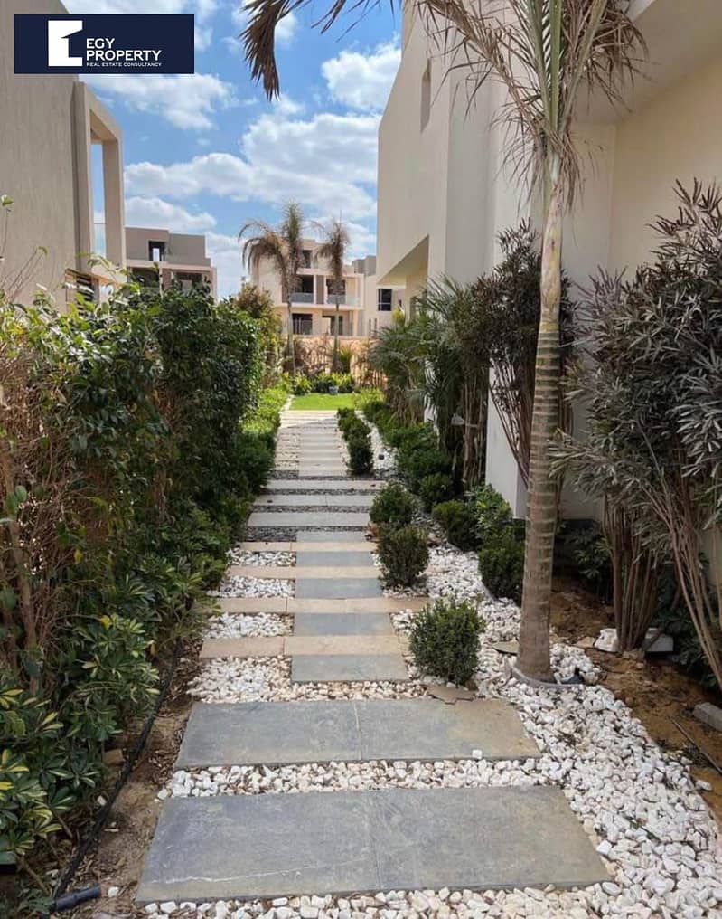 10 WhatsApp Image 2024-12-05 at 9.32. 47 PM. jpeg