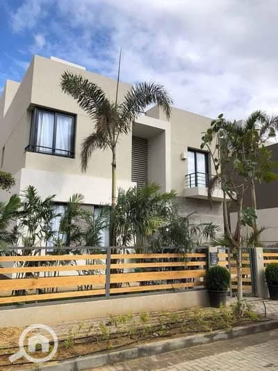 5 Bedroom Villa for Sale in New Cairo, Cairo - 573850000_122111360253021562_1564131938627175865_n. jpg 5 Bedroom Villa for Sale in New Cairo, Cairo - 573850000_122111360253021562_1564131938627175865_n. jpg