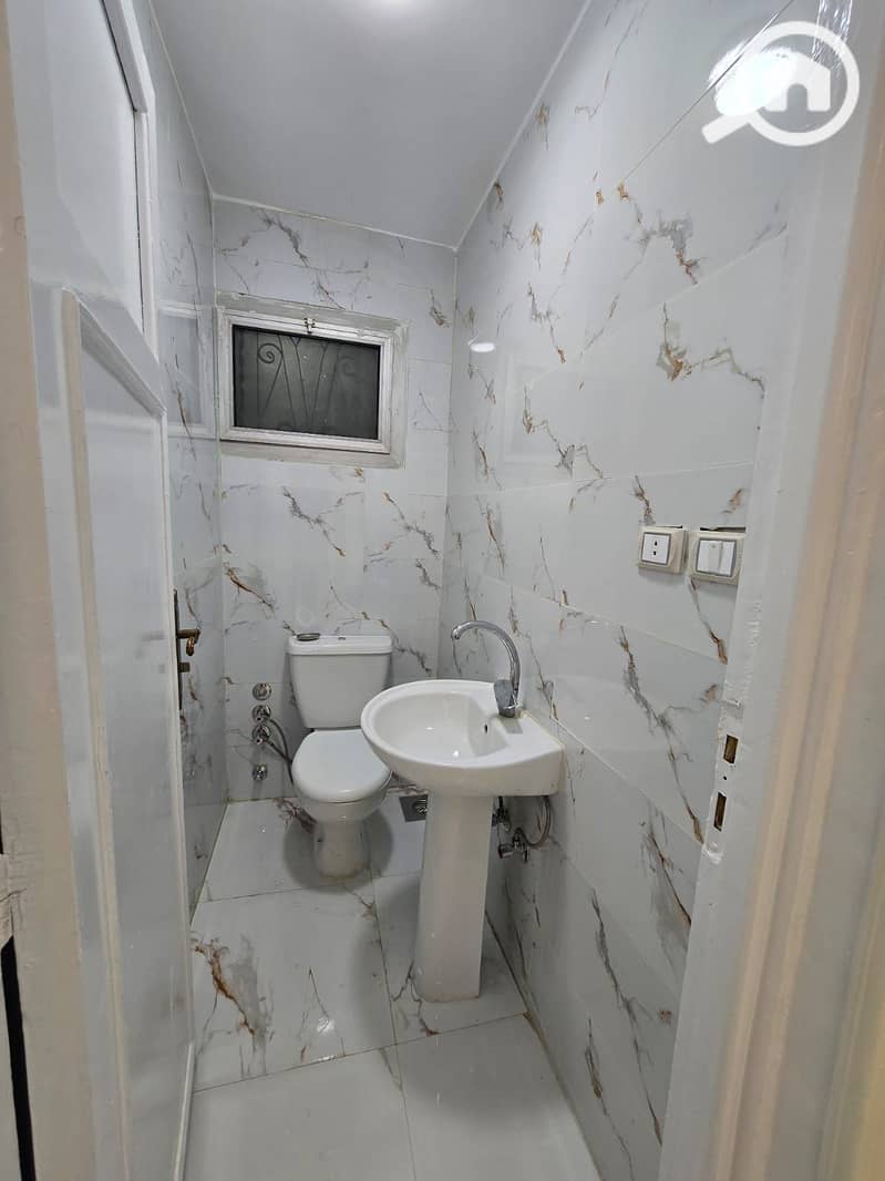 17 WhatsApp Image 2025-11-12 at 10.00. 35. jpeg