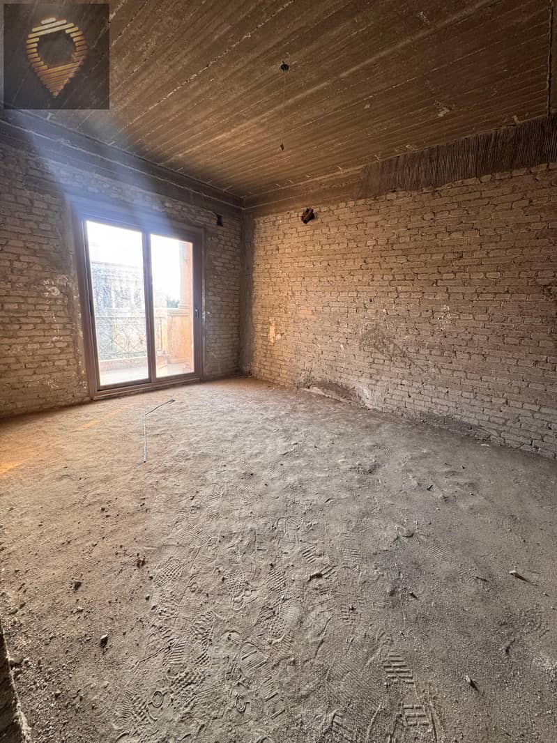 8 WhatsApp Image 2025-11-14 at 23.24. 29_613e0d17. jpg