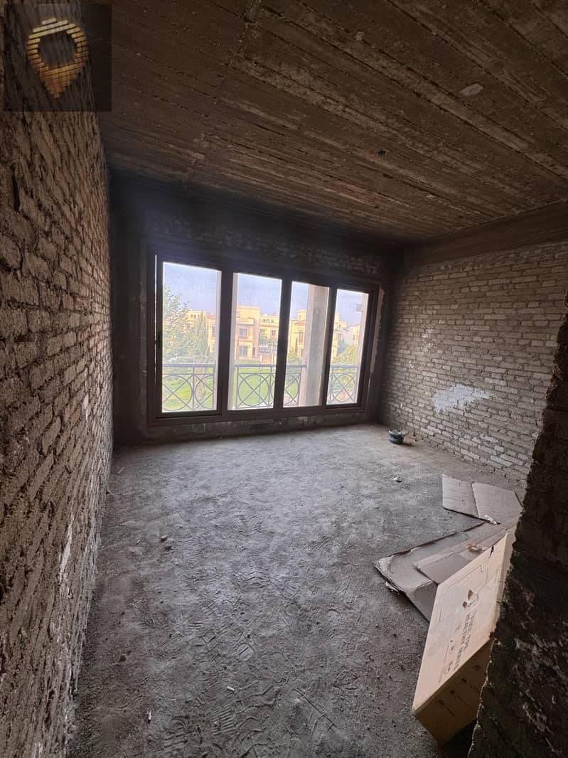 11 WhatsApp Image 2025-11-14 at 23.24. 30_e4974511. jpg