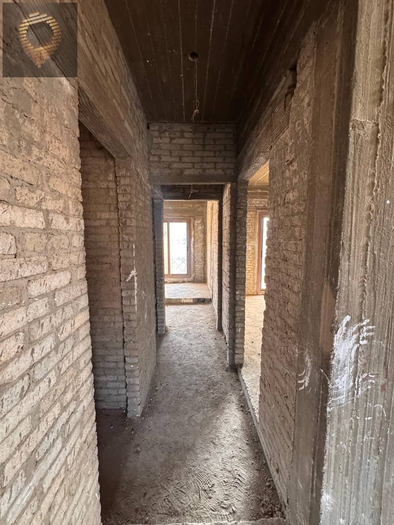 14 WhatsApp Image 2025-11-14 at 23.24. 29_10cf54b2. jpg