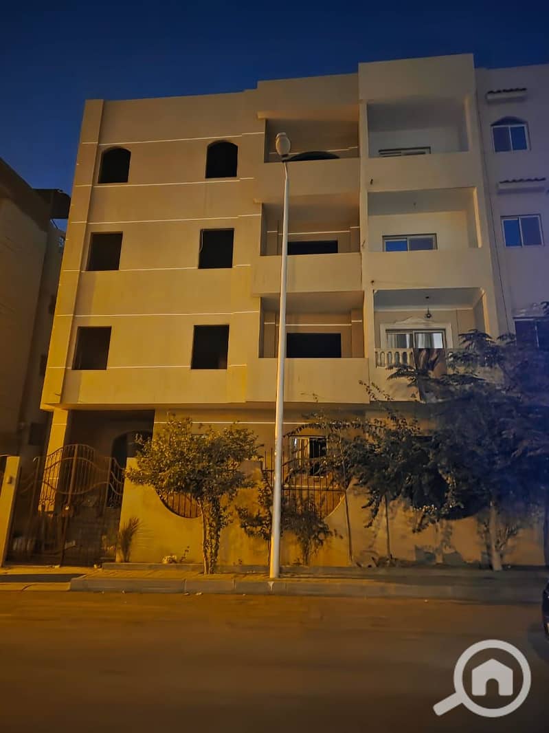 5 e2ae3f8e-4978-49eb-8562-682fa449cb1e. jpg