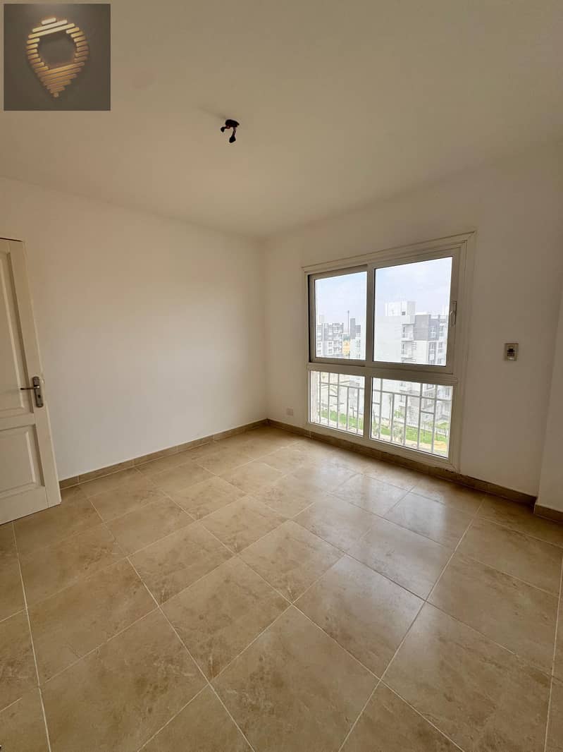 6 WhatsApp Image 2025-11-15 at 00.33. 13_33eaa3fa. jpg