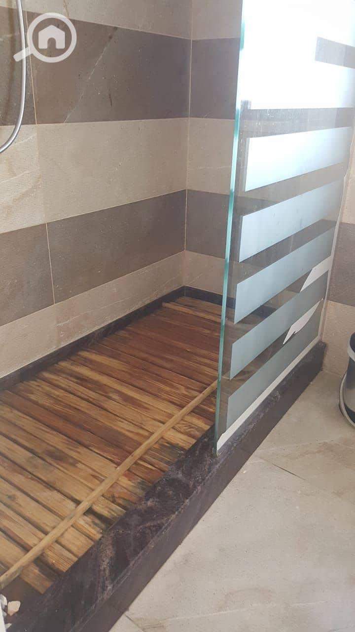 5 WhatsApp Image 2025-11-15 at 00.39. 16_3e065b54. jpg