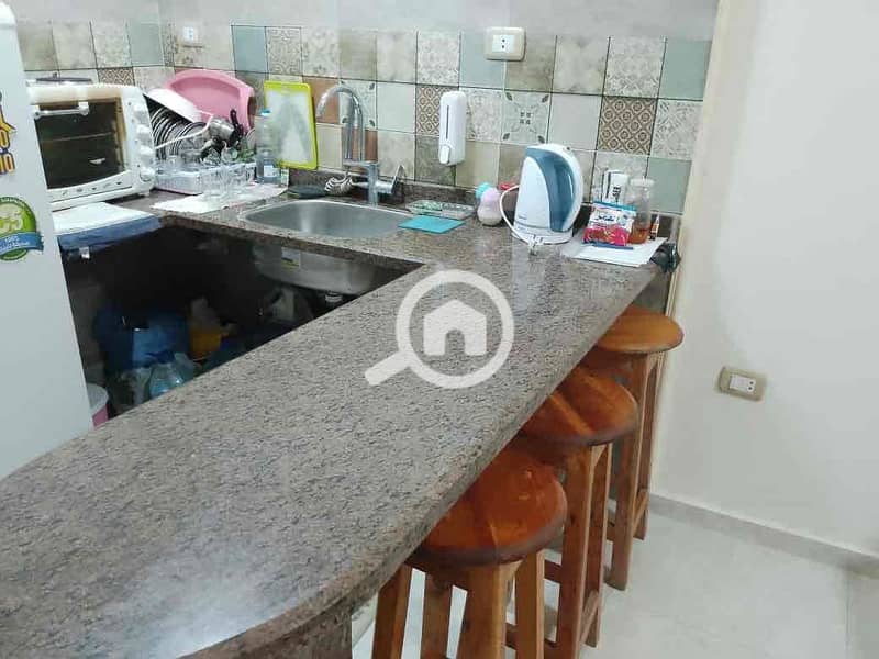 7 7cde07c5-d232-4551-a6c5-4d7d502821d5. jpg