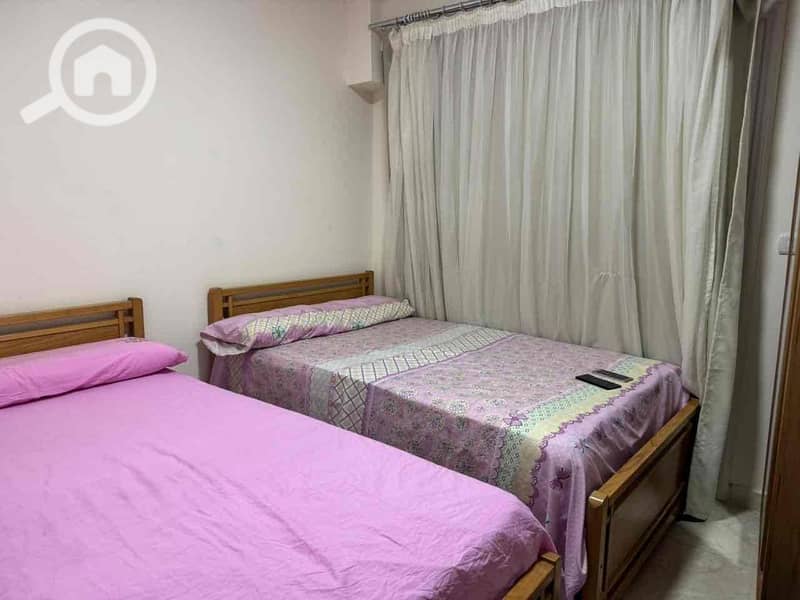 5 0651600a-42d7-4cff-a4ac-03ae56e8d1b7. jpg