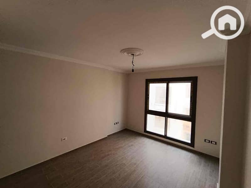 3 13dbcc8a-5bdd-4dfb-8bb4-3a3909c8ba71. jpg