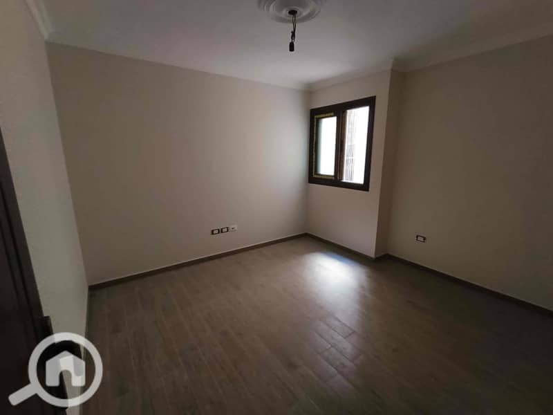 10 9602dfac-adef-4702-8b5f-ffebc577dd3e. jpg