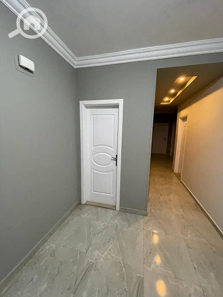 2 WhatsApp Image 2025-11-14 at 6.04. 46 PM (1). jpeg