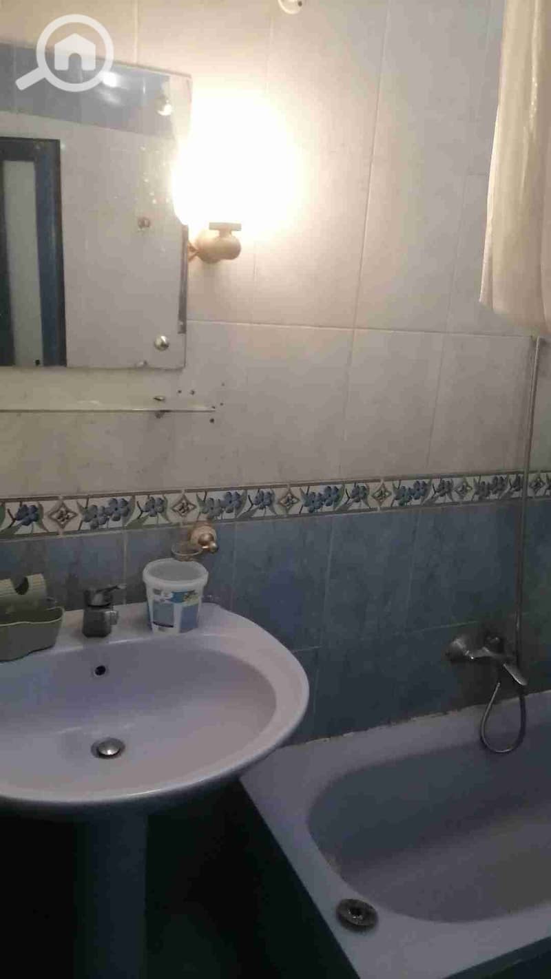 9 IMG_20251007_180300_1. jpg