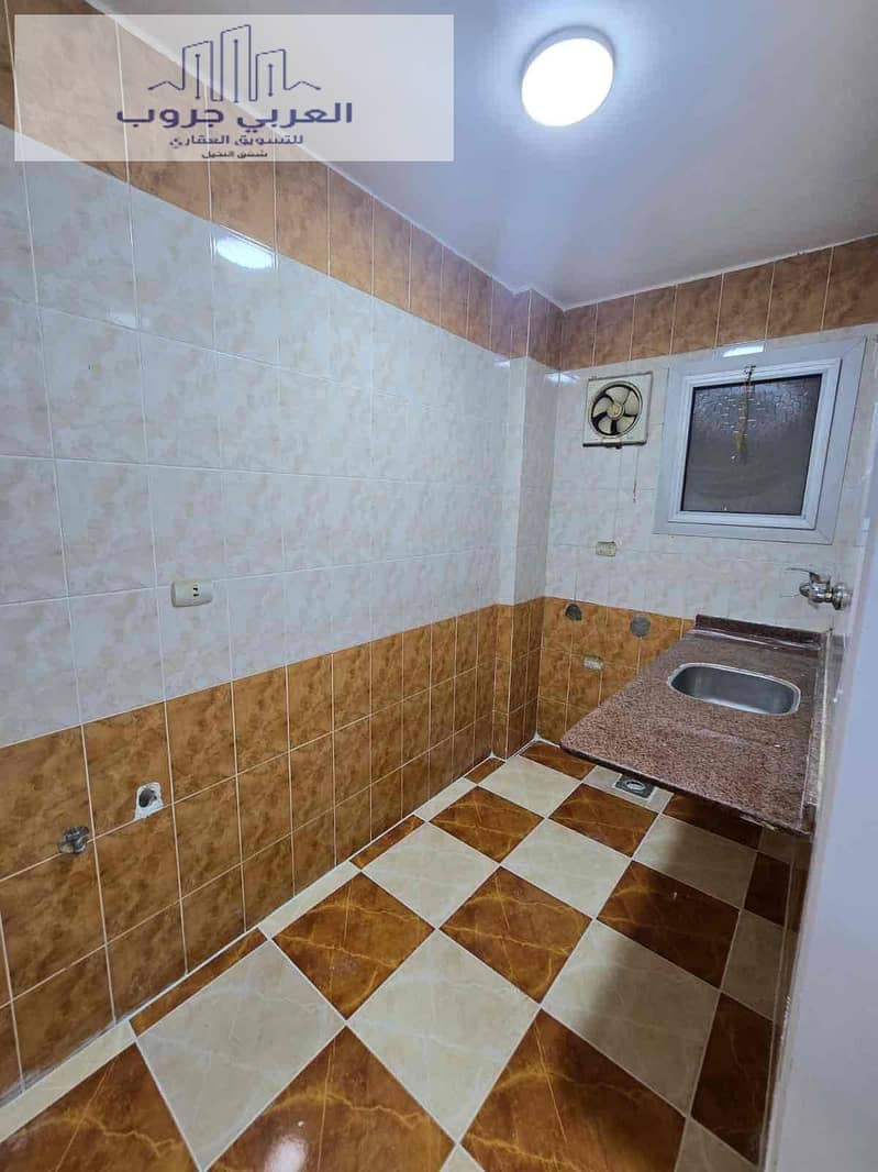 5 7ea796ca-ab2d-4748-8122-fec5485597eb. jpg