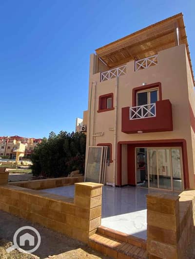 3 Bedroom Villa for Sale in North Coast, Matruh - db8150e2-0f3d-48de-8ce7-a7aaa2921250. jpg 3 Bedroom Villa for Sale in North Coast, Matruh - db8150e2-0f3d-48de-8ce7-a7aaa2921250. jpg