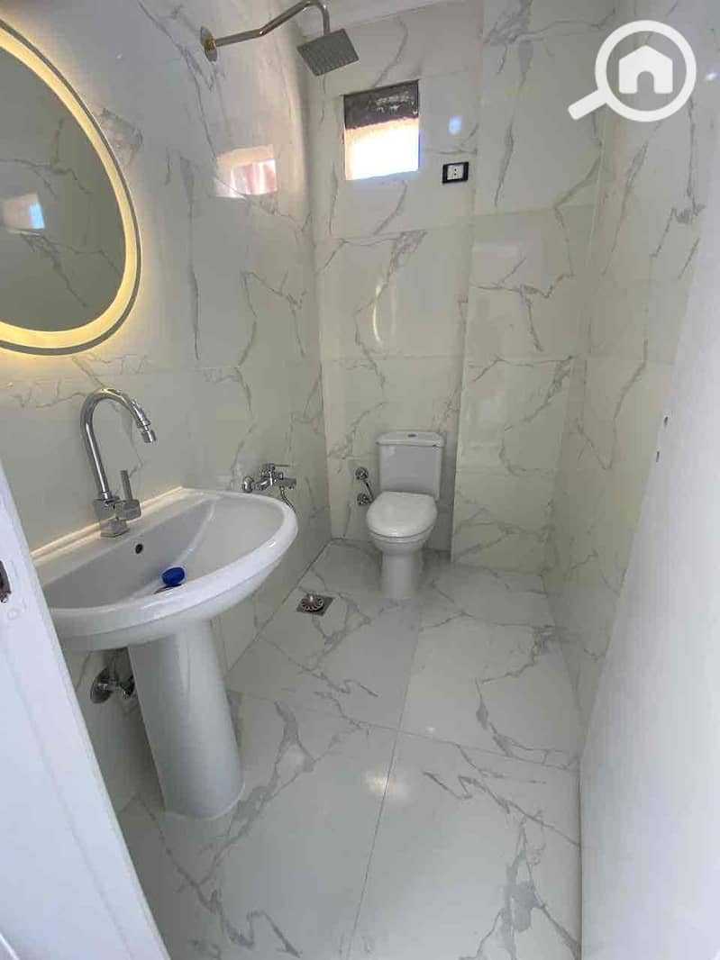 9 bce89028-d759-4b42-ac17-06741ad6222b. jpg