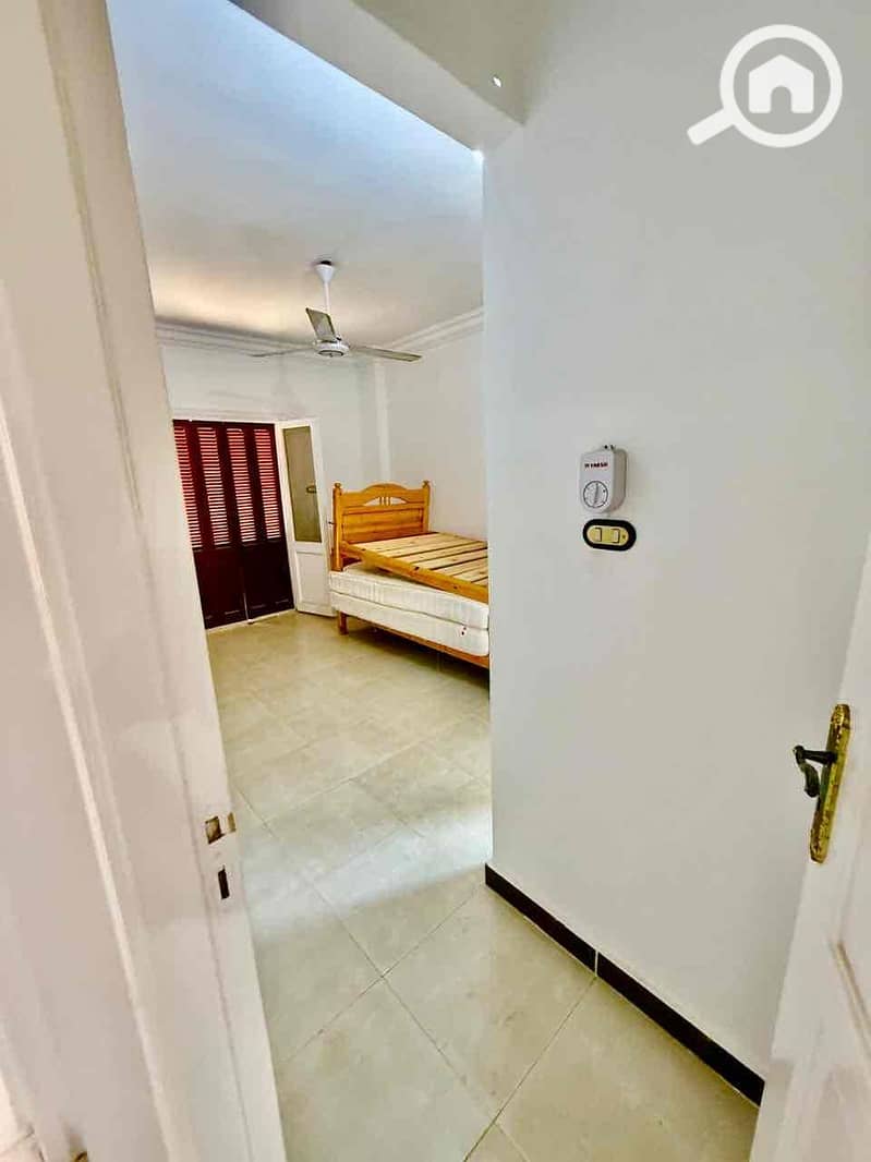 7 ad7ca9b2-b30c-48d8-9c02-012c0008ce15. jpg