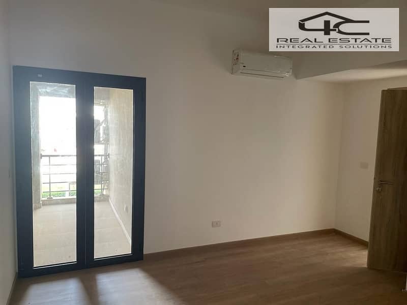 9 WhatsApp Image 2025-11-11 at 21.58. 47 (2). jpeg