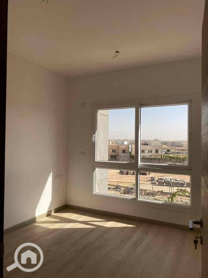 5 de340523-ab7e-4403-9766-a135abfc1d08. jpg